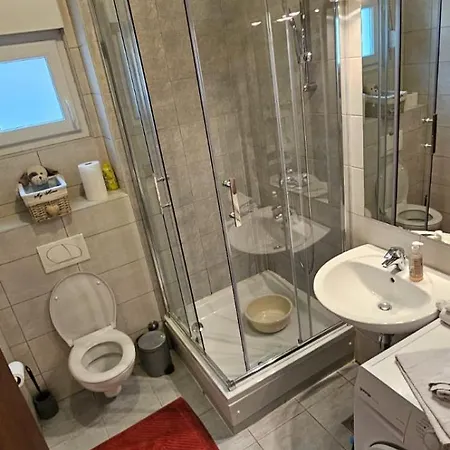 Adela Apartments - Beach Znjan Split * Split