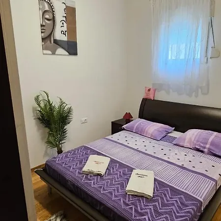 Adela Apartments - Beach Znjan Split Lägenhet *