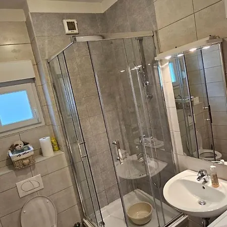 Adela Apartments - Beach Znjan Split Split