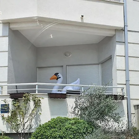 Adela - Znjan Apartamento *