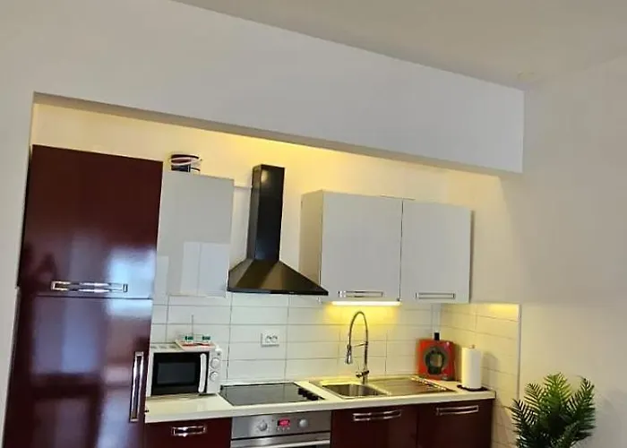 Adela - Znjan Spalato