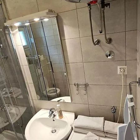 Adela - Znjan Apartamento Split