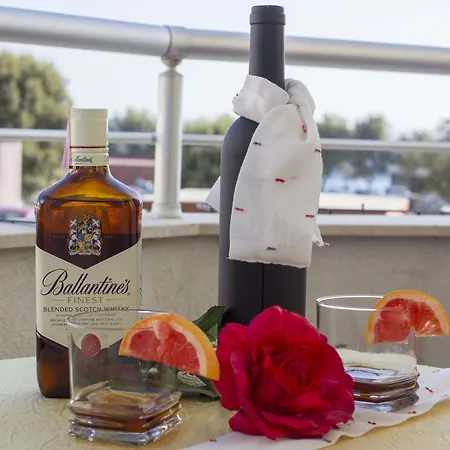 Adela - Znjan * Сплит