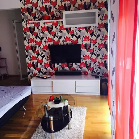 Adela - Znjan アパート *